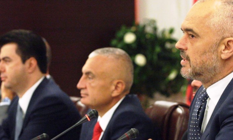 Politika shqiptare, në një zë për paktin Kosovë-Serbi: Hap thelbësor Politika shqiptare, në një zë për paktin Kosovë-Serbi: Hap thelbësor