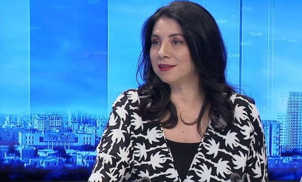 “Është koha për t’ju kthyer vendit, të konsumojmë shqip”, Xhunga: Ekonomia ka rënë, turizmi mund të na ndihmojë nëse hapet “Është koha për t’ju kthyer vendit, të konsumojmë shqip”, Xhunga: Ekonomia ka rënë, turizmi mund të na ndihmojë nëse hapet