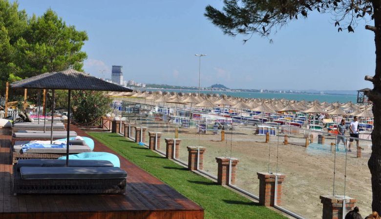 Turizmi në pandemi: Të gjithë duhet të kenë certifikatën “Strukturë e Kontrolluar” Turizmi në pandemi: Të gjithë duhet të kenë certifikatën “Strukturë e Kontrolluar”