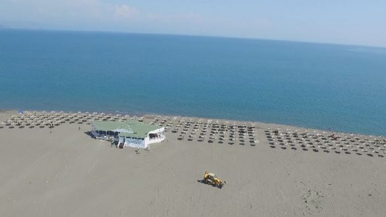 Plazh në pandemi, operatori turistik tregon avantazhet e Veliopjës: Jo vetëm s’do ketë rritje çmimesh, por po mendojmë t’i ulim Plazh në pandemi, operatori turistik tregon avantazhet e Veliopjës: Jo vetëm s’do ketë rritje çmimesh, por po mendojmë t’i ulim