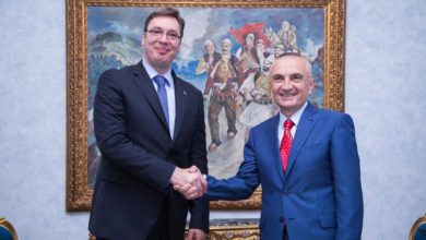 Lobim serb në Uashington, Meta flet për skenar trazirash në Shqipëri Lobim serb në Uashington, Meta flet për skenar trazirash në Shqipëri