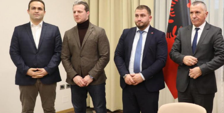 Zgjedhjet në Serbi, kush janë 4 shqiptarët që fituan mandatin e deputetit Zgjedhjet në Serbi, kush janë 4 shqiptarët që fituan mandatin e deputetit