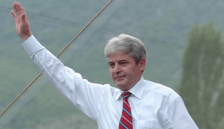 Ahmeti: Është koha për kryeministrin e parë shqiptar në Maqedoninë e Veriut Ahmeti: Është koha për kryeministrin e parë shqiptar në Maqedoninë e Veriut