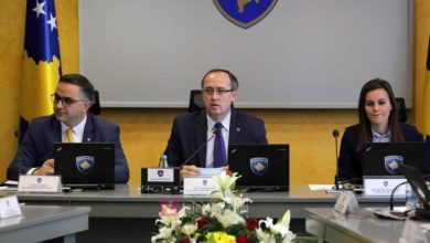 Shpërthimi i koronavirusit, qeveria e Kosovës merr vendimin ekstrem: Çdo qytetar duhet të… Shpërthimi i koronavirusit, qeveria e Kosovës merr vendimin ekstrem: Çdo qytetar duhet të…