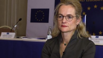 “Kurti të mbajë qëndrim konstruktiv në dialogun me Serbinë”, Von Cramon: Të hiqen vizat me Kosovën “Kurti të mbajë qëndrim konstruktiv në dialogun me Serbinë”, Von Cramon: Të hiqen vizat me Kosovën
