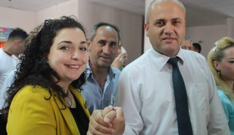 ‘Lajm i mirë që amerikanët hodhën poshtë shkëmbimin e territoreve – Thaçi të tregojë kush e nisi këtë temë’ ‘Lajm i mirë që amerikanët hodhën poshtë shkëmbimin e territoreve – Thaçi të tregojë kush e nisi këtë temë’