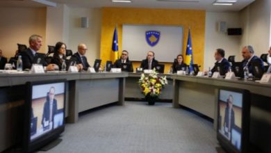 Kosova hap kufirin me Shqipërinë, s’ka më vetizolim për 7 ditë Kosova hap kufirin me Shqipërinë, s’ka më vetizolim për 7 ditë