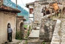 “Bucketlistly”: Vizitoni Beratin e arkitekturave të panumërta “Bucketlistly”: Vizitoni Beratin e arkitekturave të panumërta