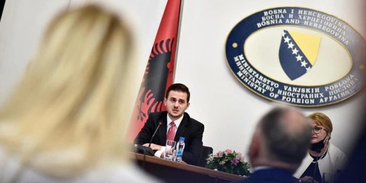 Cakaj adreson problemet e shqiptarëve të Luginës në OSBE Cakaj adreson problemet e shqiptarëve të Luginës në OSBE