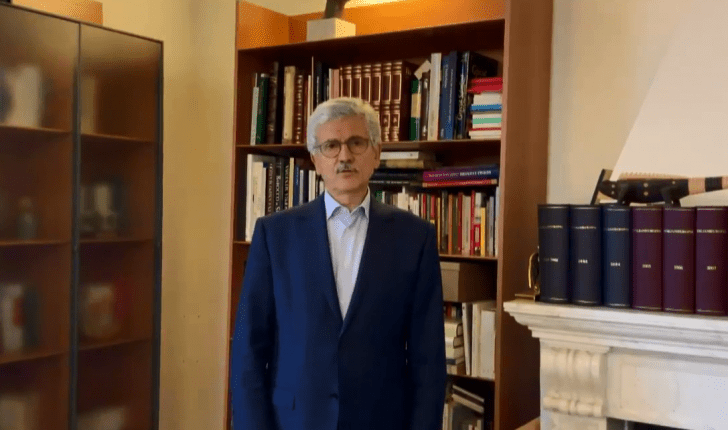 Ish kryeministri i Italisë, D’Alema uron Kosovën: Kam nderin që isha shok i Rugovës Ish kryeministri i Italisë, D’Alema uron Kosovën: Kam nderin që isha shok i Rugovës