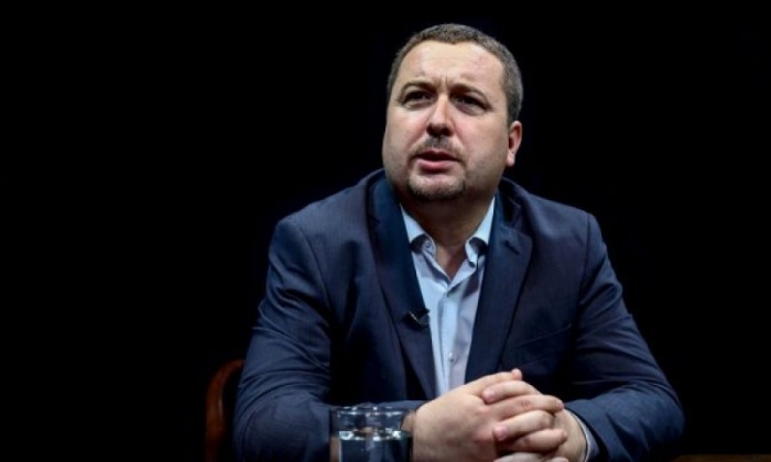 “Shqiptarët e Maqedonisë kanë vështirësi serioze ta bëjnë dallimin midis kombit dhe religjionit” “Shqiptarët e Maqedonisë kanë vështirësi serioze ta bëjnë dallimin midis kombit dhe religjionit”