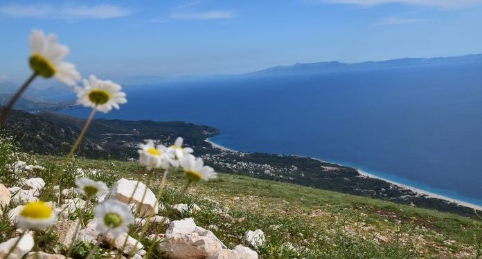 Një verë e artë për të rizbuluar… Shqipërinë! Një verë e artë për të rizbuluar… Shqipërinë!