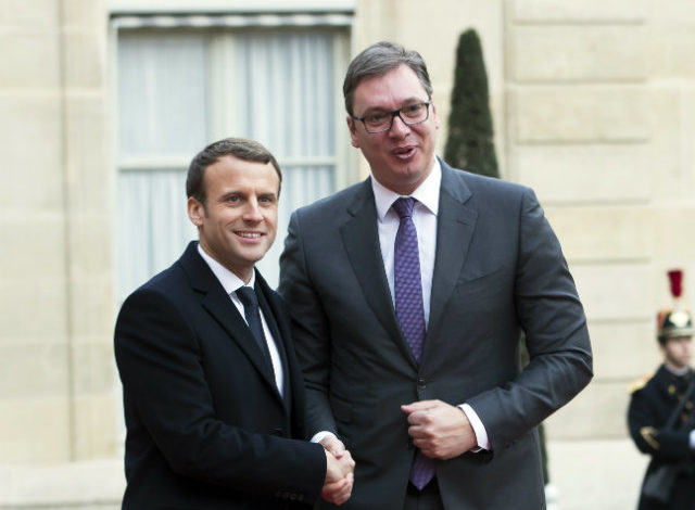 Para takimit të Washingtonit, Vucic merr Macron në telefon! Para takimit të Washingtonit, Vucic merr Macron në telefon!