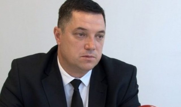 U tha se do vendosej karantinë për ata që udhëtonin në Shqipëri, kryetari i Transportit Rrugor në Kosovë jep lajmin e mirë U tha se do vendosej karantinë për ata që udhëtonin në Shqipëri, kryetari i Transportit Rrugor në Kosovë jep lajmin e mirë
