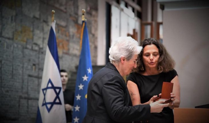 Thirrje për të gjithë qytetarët e Kosovës të cilët kanë ndihmuar hebrenjt Thirrje për të gjithë qytetarët e Kosovës të cilët kanë ndihmuar hebrenjt