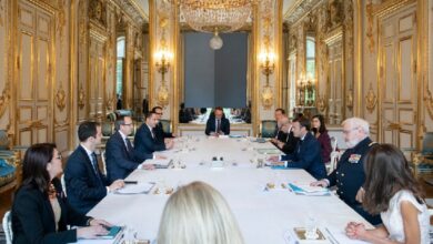 Zyra e presidentit Macron jep detaje të takimit me kryeministrin e Kosovës: U diskutua për rinisjen e dialogut Kosovë-Serbi Zyra e presidentit Macron jep detaje të takimit me kryeministrin e Kosovës: U diskutua për rinisjen e dialogut Kosovë-Serbi