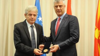 Thirrja e Ali Ahmetit në Hagë, një presion politik para negociatave për qeverinë e re? Thirrja e Ali Ahmetit në Hagë, një presion politik para negociatave për qeverinë e re?