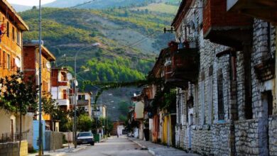 Udhëtarë, ndaloni pak në Memaliaj! Udhëtarë, ndaloni pak në Memaliaj!
