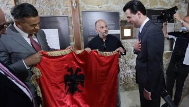 Vizita në Kosovë, Boletini këshillon Bashën: Duhet të vazhdosh në rrugën e rilindasve Vizita në Kosovë, Boletini këshillon Bashën: Duhet të vazhdosh në rrugën e rilindasve