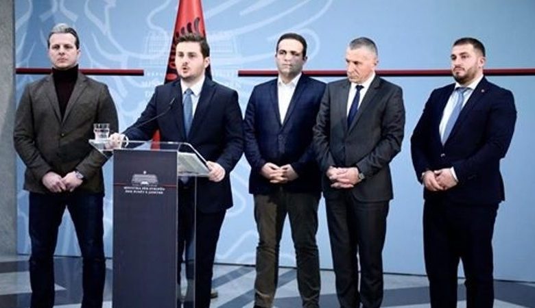 Dalin rezulatet përfundimtare në Serbi: Shqiptarët me tre deputetë në Parlament Dalin rezulatet përfundimtare në Serbi: Shqiptarët me tre deputetë në Parlament