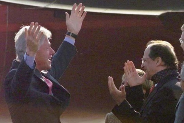 Clinton: Rugova ka qenë njeri dhe patriot shumë i madh Clinton: Rugova ka qenë njeri dhe patriot shumë i madh