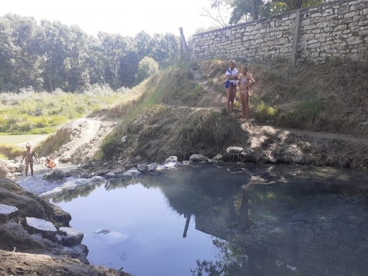 Burimet e ujërave termale rrisin shpresat për turizëm shëndetësor Burimet e ujërave termale rrisin shpresat për turizëm shëndetësor
