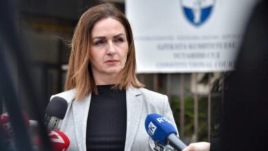 Arbërie Nagavci: Kësaj situate dinë t’i bëjnë ballë Kurti e Vitia, kjo qeveri duhet të dorëhiqet Arbërie Nagavci: Kësaj situate dinë t’i bëjnë ballë Kurti e Vitia, kjo qeveri duhet të dorëhiqet