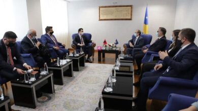 Lulzim Basha zotohet nga Kosova: Sapo të zgjidhem kryeministër do heq taksën e rrugës së Kombit Lulzim Basha zotohet nga Kosova: Sapo të zgjidhem kryeministër do heq taksën e rrugës së Kombit
