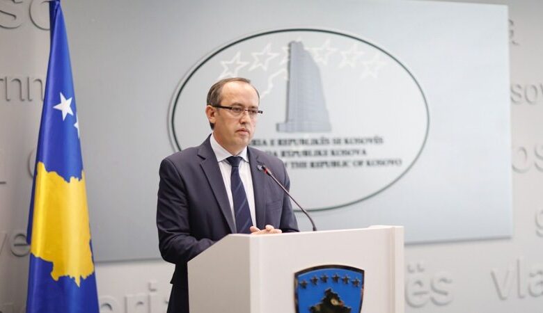 Hoti: Të dielen mund të shpallet gjendja e jashtëzakonshme Hoti: Të dielen mund të shpallet gjendja e jashtëzakonshme