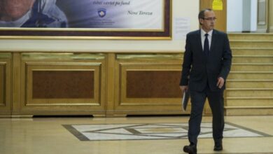 Dialogu Kosovë-Serbi, Kryeministri Hoti udhëton për në SHBA, do të pritet nga Pompeo dhe Palmer Dialogu Kosovë-Serbi, Kryeministri Hoti udhëton për në SHBA, do të pritet nga Pompeo dhe Palmer