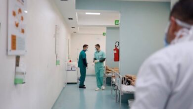 Pandemia e COVID/ Burrat kërkojnë ndihmë psikologjike më shumë se gratë Pandemia e COVID/ Burrat kërkojnë ndihmë psikologjike më shumë se gratë