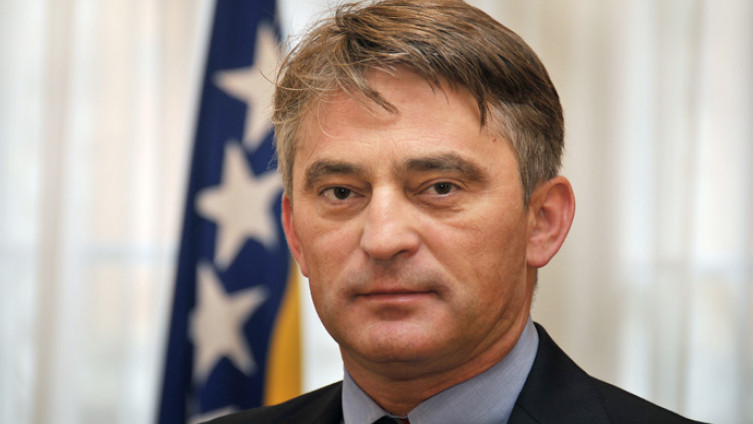 Anëtari kroat i Presidencës së Bosnjës: Kosova është shtet, po presim që Beogradi ta pranojë këtë fakt Anëtari kroat i Presidencës së Bosnjës: Kosova është shtet, po presim që Beogradi ta pranojë këtë fakt