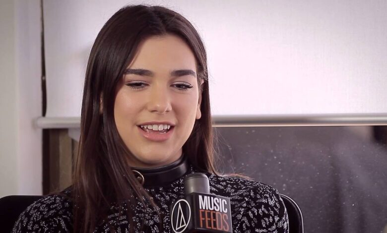 “Krenarë për prejardhjen”/ Dua Lipa: Ja pse postova flamurin e famshëm autokton “Krenarë për prejardhjen”/ Dua Lipa: Ja pse postova flamurin e famshëm autokton