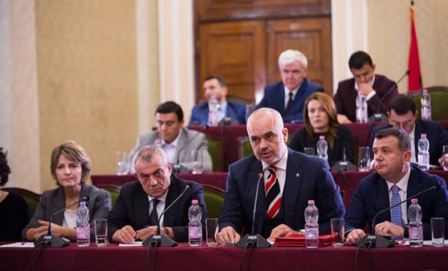 38 emra që ikin nga PS/ Nga Ditmir Bushati, Fatmir Xhafaj, Sadri Abazi e deri Anastas Angjeli