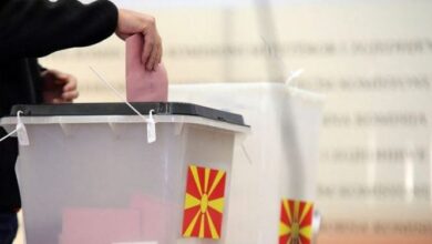 Mbyllen votimet në Maqedoninë e Veriut/ Morën pjesë mbi 50% e votuesve, ja kush favorizohet nga sondazhet e para Mbyllen votimet në Maqedoninë e Veriut/ Morën pjesë mbi 50% e votuesve, ja kush favorizohet nga sondazhet e para
