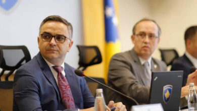 Zv/ kryeministri i Kosovës justifikon eprorin e tij: Hoti në Bruksel ra në mina! Zv/ kryeministri i Kosovës justifikon eprorin e tij: Hoti në Bruksel ra në mina!