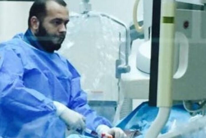 Kosova e para për numrin e vdekjeve nga Covid, mjeku i ‘Shefqet Ndroqit’ mesazh prekës: Dita e 13-të, i harxhuam lotët! Mbahuni vëllezërit tanë Kosova e para për numrin e vdekjeve nga Covid, mjeku i ‘Shefqet Ndroqit’ mesazh prekës: Dita e 13-të, i harxhuam lotët! Mbahuni vëllezërit tanë