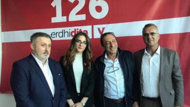 Vetevendosja shtrihet në Maqedoninë e Veriut, Arsim Sinani drejtuesi i saj? Vetevendosja shtrihet në Maqedoninë e Veriut, Arsim Sinani drejtuesi i saj?