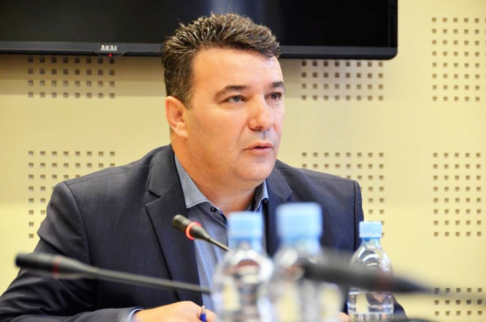 ‘Krimet e luftës’, vijojnë fletëthirrjet për liderët e Kosovës, deputeti i AAK-së në Gjykatën Speciale ‘Krimet e luftës’, vijojnë fletëthirrjet për liderët e Kosovës, deputeti i AAK-së në Gjykatën Speciale