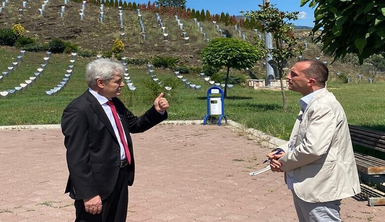 Ali Ahmeti zbulon negociatat për qeverinë e re: Vetting në të gjitha nivelet, ja prioritetet tona dhe ministritë që do drejtojnë shqiptarët Ali Ahmeti zbulon negociatat për qeverinë e re: Vetting në të gjitha nivelet, ja prioritetet tona dhe ministritë që do drejtojnë shqiptarët