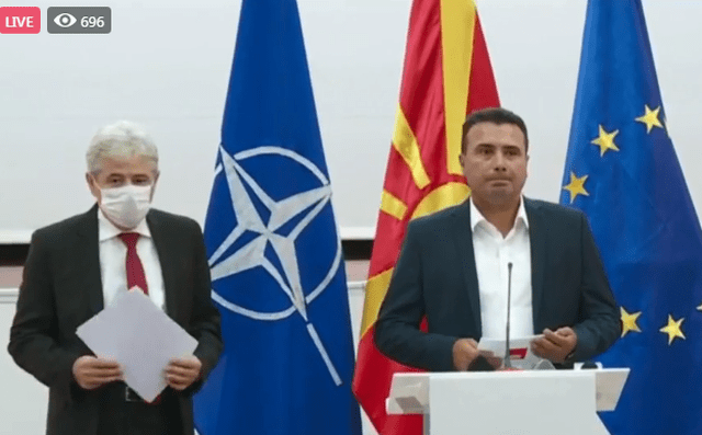 Historike: Detaje të reja nga marrëveshja, Shqiptarët e Maqedonisë do të bëhen edhe me Kryeministër Historike: Detaje të reja nga marrëveshja, Shqiptarët e Maqedonisë do të bëhen edhe me Kryeministër