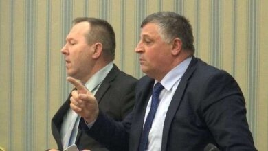 Haga “vulos” fatin e Haradinajt dhe Gucatit: Ulen dënimet e dy ish drejtuesve të veteranëve të UÇK Haga “vulos” fatin e Haradinajt dhe Gucatit: Ulen dënimet e dy ish drejtuesve të veteranëve të UÇK