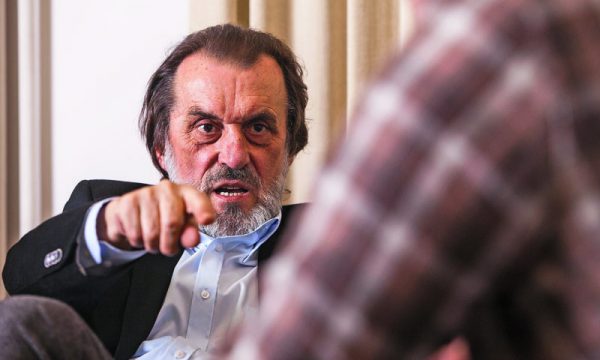 Vuk Drashkoviç: Kosova është një mit i shpikur, shqiptarët hoqën dorë nga bashkimi me Shqipërinë, flamuri e himni Vuk Drashkoviç: Kosova është një mit i shpikur, shqiptarët hoqën dorë nga bashkimi me Shqipërinë, flamuri e himni