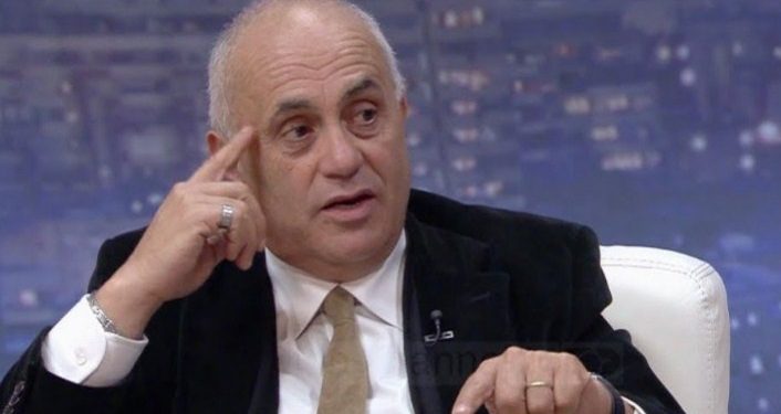 “Me një llamarinë nxori Ballkanin siç është”/ Fuga për Kurtin: Nuk është budalla që të hyjë te Ballkani i Hapur “Me një llamarinë nxori Ballkanin siç është”/ Fuga për Kurtin: Nuk është budalla që të hyjë te Ballkani i Hapur
