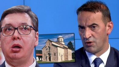 Daut Haradinaj i përgjigjet Vuçiqit: Manastiri është mbrojtur nga populli i Deçanit, tendenca për politizim prishë raportet e mira ndëretnike Daut Haradinaj i përgjigjet Vuçiqit: Manastiri është mbrojtur nga populli i Deçanit, tendenca për politizim prishë raportet e mira ndëretnike