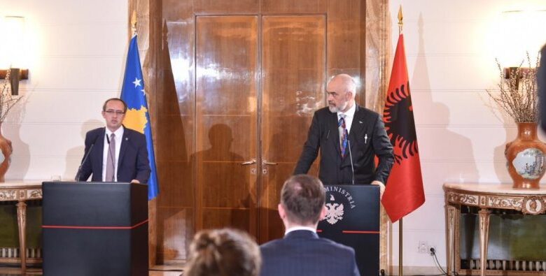 Qeveria e Shqipërisë dhe Kosovës mbledhje të përbashkët në shtator, do të nënshkruhen tri marrëveshje të rëndësishme Qeveria e Shqipërisë dhe Kosovës mbledhje të përbashkët në shtator, do të nënshkruhen tri marrëveshje të rëndësishme