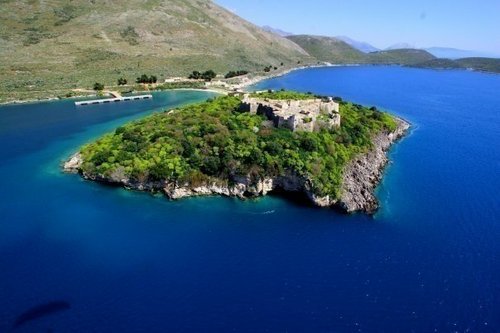Kalaja e Ali Pashës në Porto Palermo, destinacioni turistik mes detit dhe legjendës Kalaja e Ali Pashës në Porto Palermo, destinacioni turistik mes detit dhe legjendës