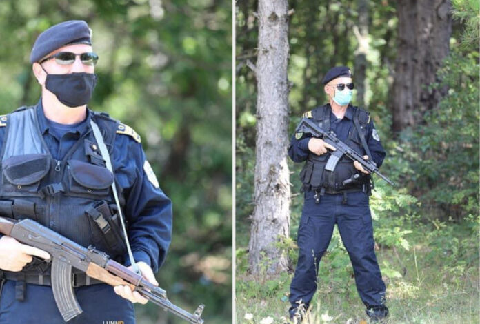 Policia e Kosovës nis patrullimet në Karaçevë, aty ku një javë më parë u pa policia serbe Policia e Kosovës nis patrullimet në Karaçevë, aty ku një javë më parë u pa policia serbe