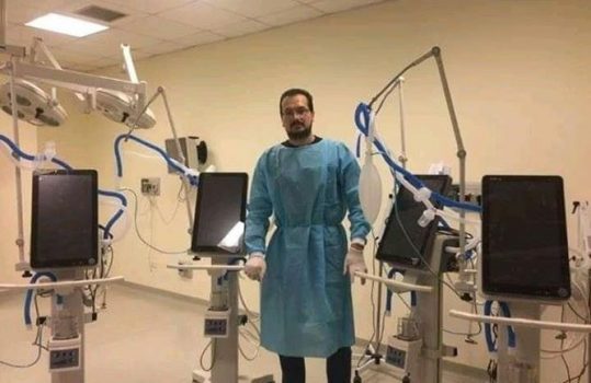 Brenda zonës ‘së kuqe’ te Infektivi, flet inxhinieri i respiratorëve: Po përballemi me një virus të veçantë, kërcënues dhe të panjohur Brenda zonës ‘së kuqe’ te Infektivi, flet inxhinieri i respiratorëve: Po përballemi me një virus të veçantë, kërcënues dhe të panjohur