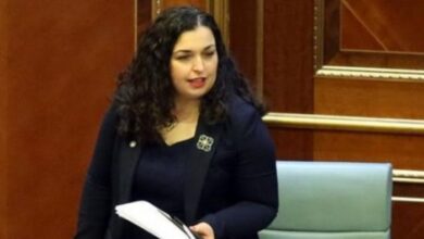 LAJM I FUNDIT/ Vjosa Osmani zgjidhet Presidente e Republikës së Kosovës LAJM I FUNDIT/ Vjosa Osmani zgjidhet Presidente e Republikës së Kosovës